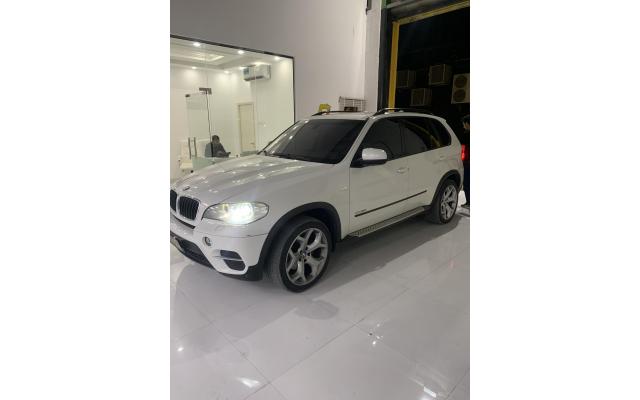 BMW X5 Xdrive 35i 2011 Gcc 166,000km