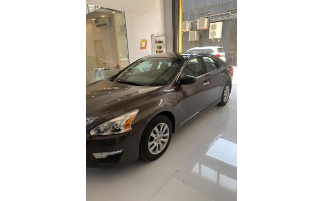 Nissan Altima 2.5L Gcc 2013 90,000km